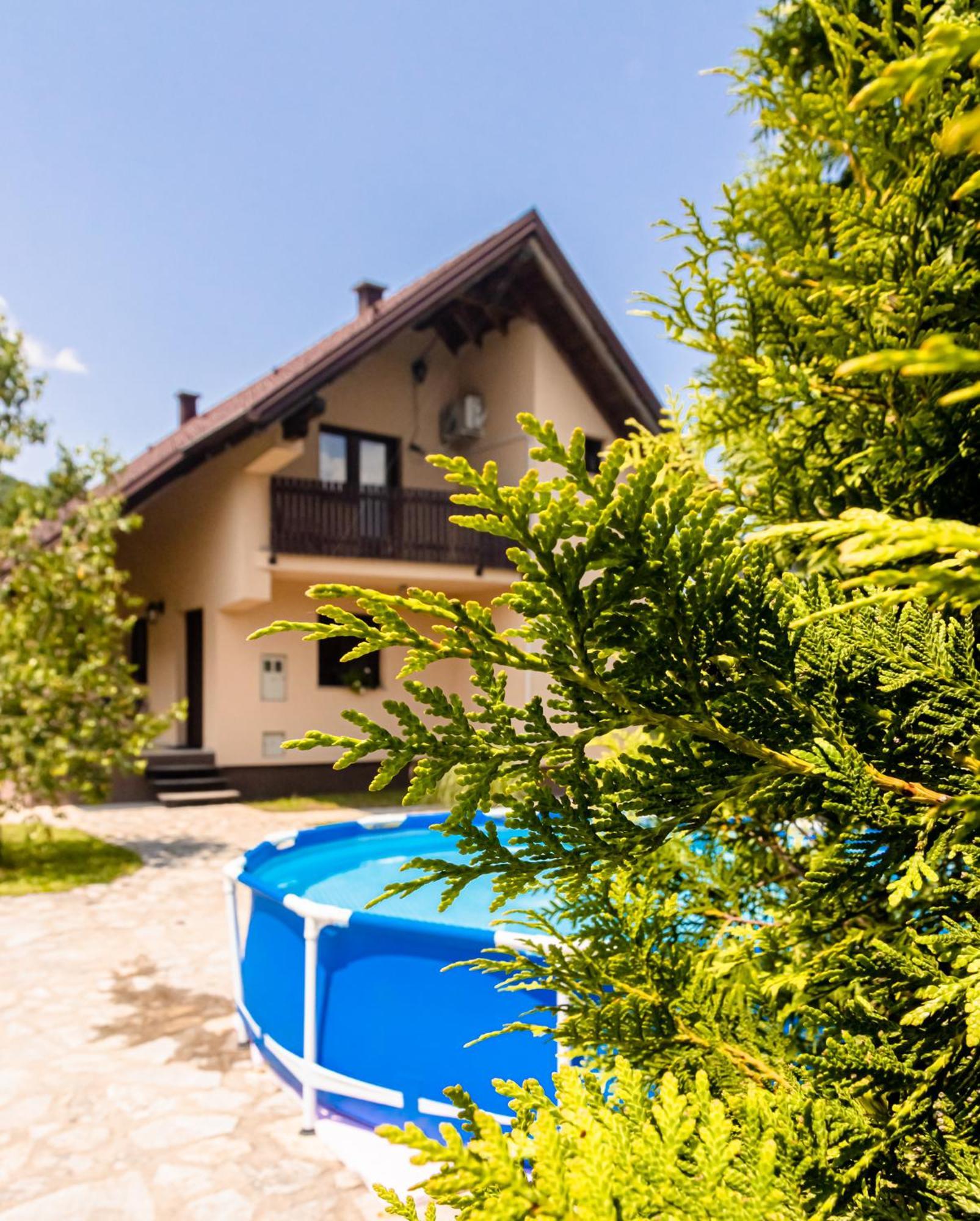 Holiday Home Avita Bihać Екстериор снимка