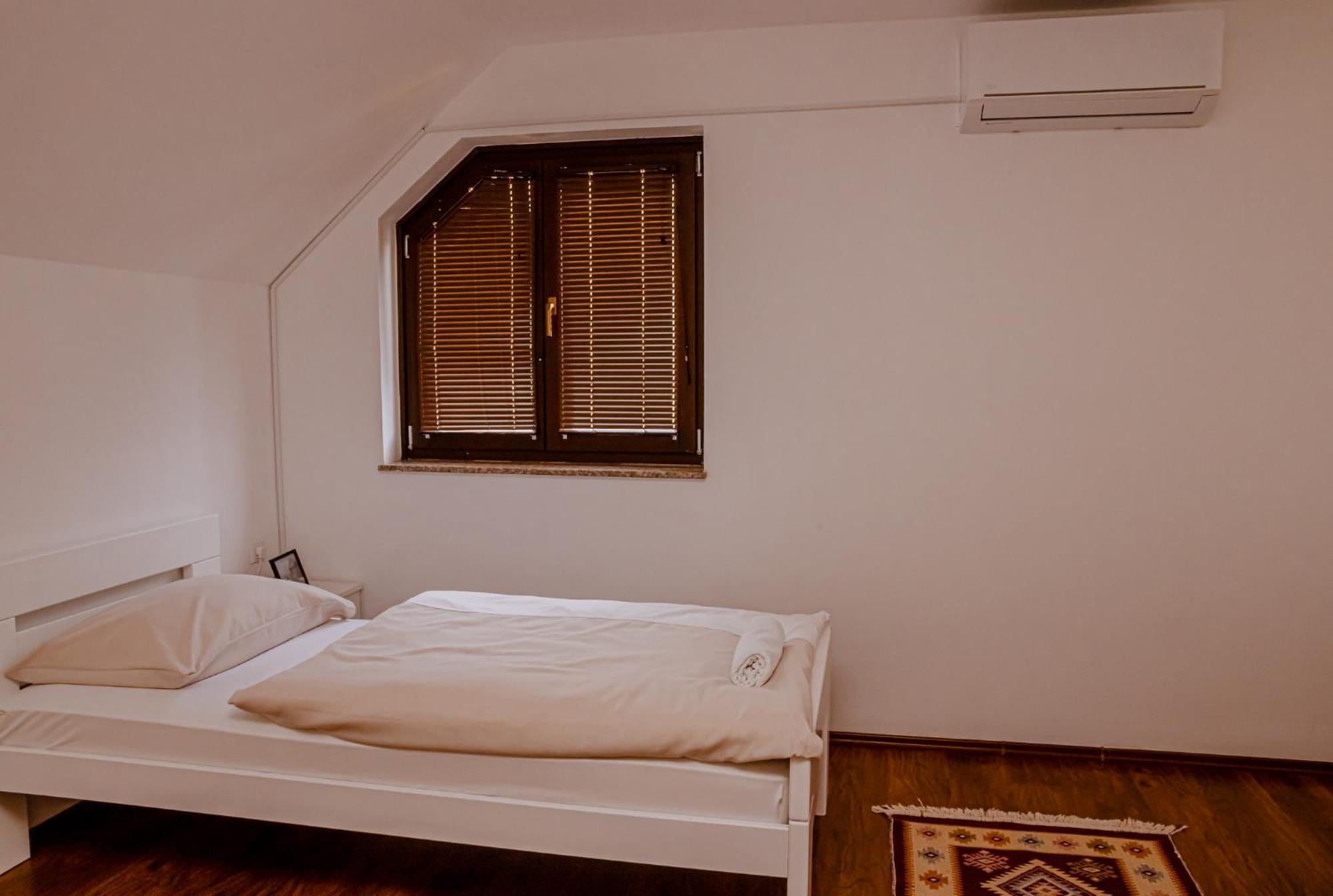 Holiday Home Avita Bihać Екстериор снимка